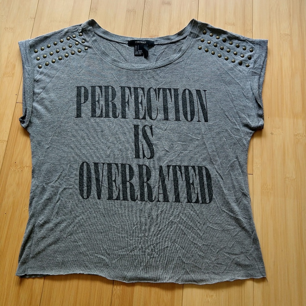 Graphic tee crop top